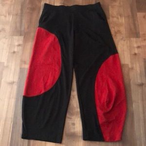 Alembika Black Red Crop Balloon Elastic Waist Pant